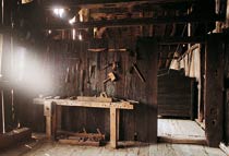 En el obrador, o taller de carpintería, situado en la planta superior se reparaban los muebles, aperos y estructuras de una casa que estaba 